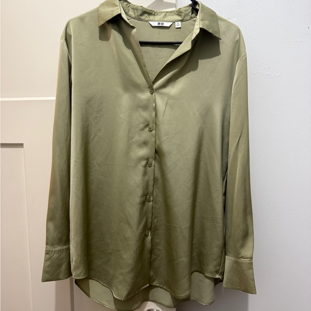Uniqlo Sage Green Women's Button-Down Shirt